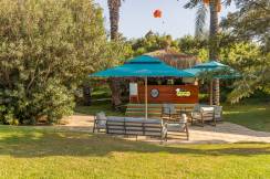 CONCORDE DELUXE RESORT Restaurants